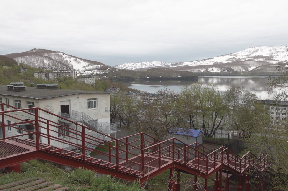 В Вилючинске обустраивают уличные лестницы. kamgov.ru